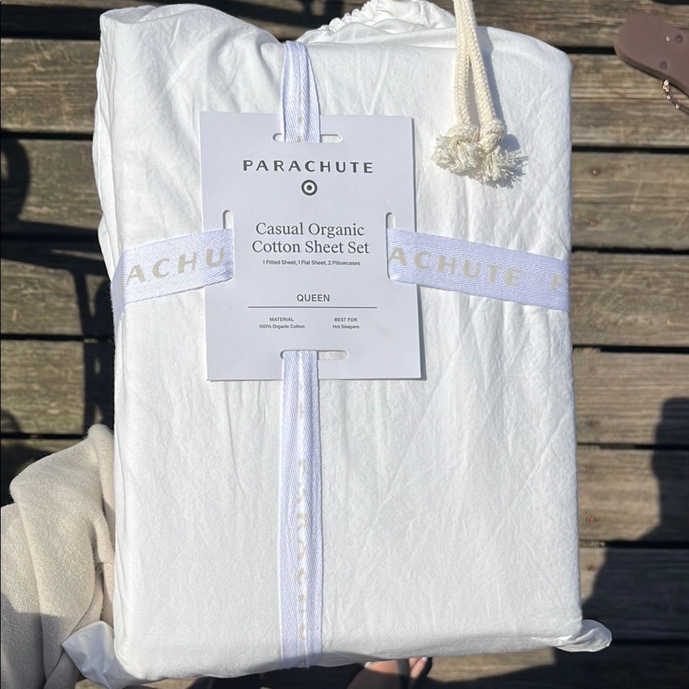 Parachute Casual Organic Cotton Sheet Set - White (Queen) - Picture 4 of 8